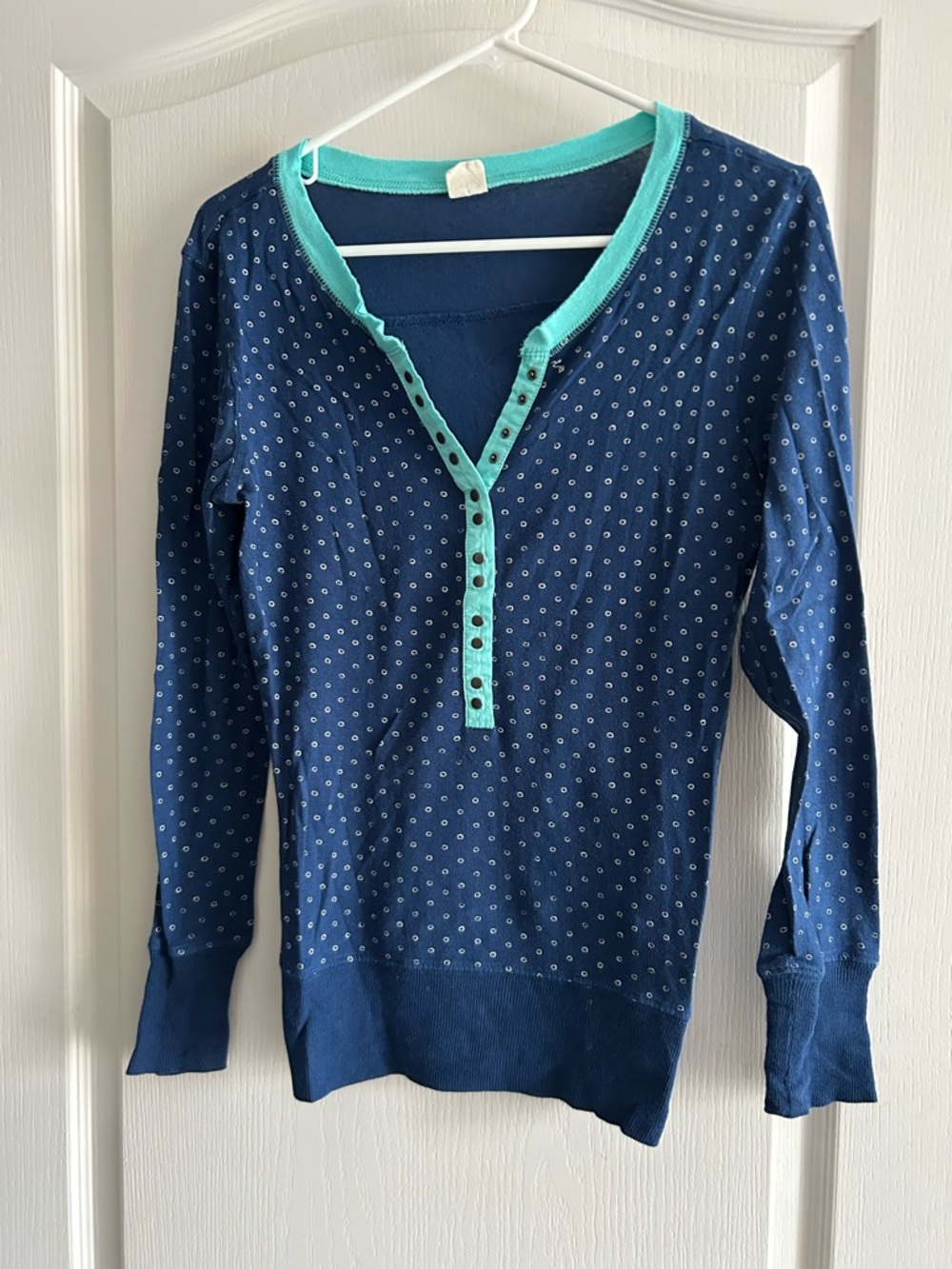 Y2K Roxy Henley